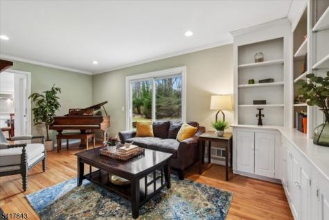 3 Dogwood Lane Tewksbury NJ 07830