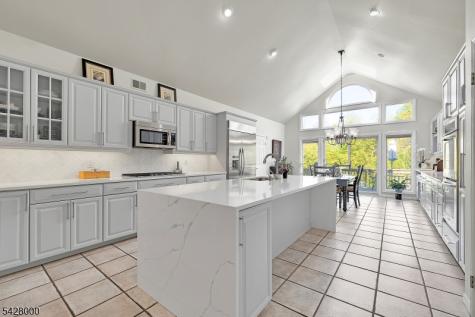 17 Elmwood Drive Warren NJ 07059