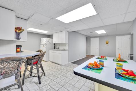 17 Elmwood Drive Warren NJ 07059