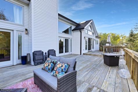17 Elmwood Drive Warren NJ 07059
