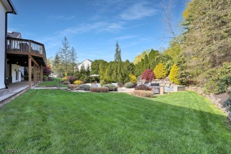 17 Elmwood Drive Warren NJ 07059