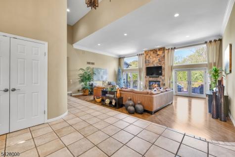 17 Elmwood Drive Warren NJ 07059