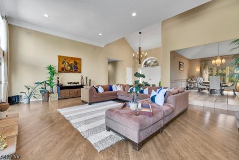 17 Elmwood Drive Warren NJ 07059