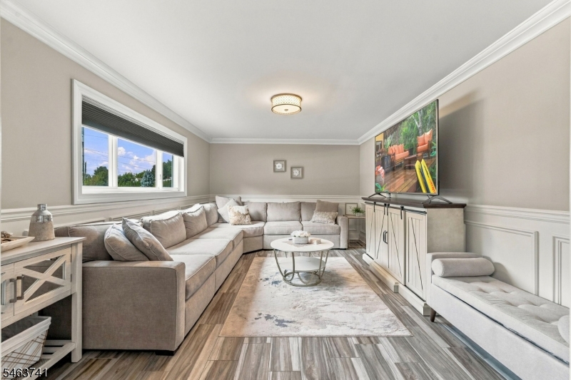 264 Winifred Drive Totowa NJ 07512