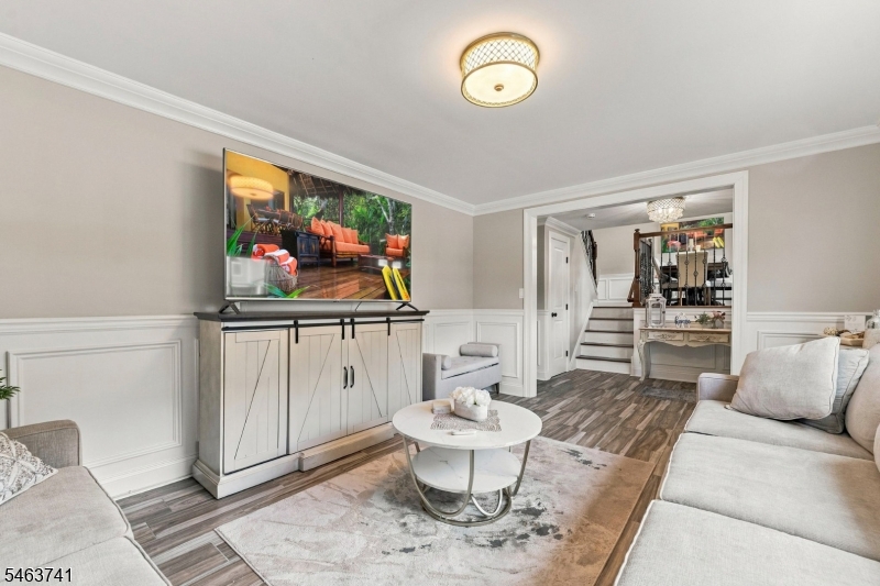 264 Winifred Drive Totowa NJ 07512