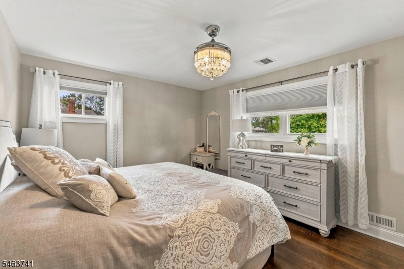 264 Winifred Drive Totowa NJ 07512