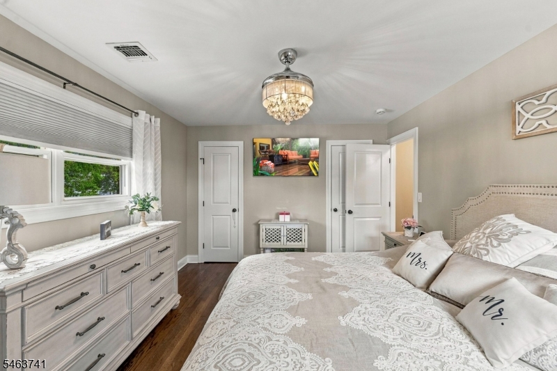 264 Winifred Drive Totowa NJ 07512