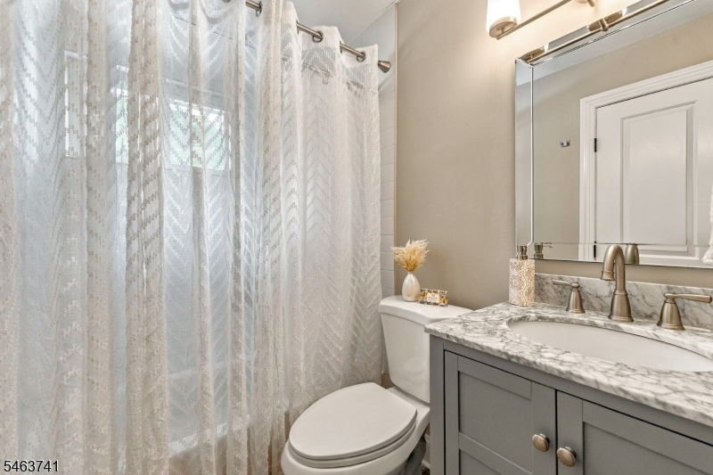 264 Winifred Drive Totowa NJ 07512