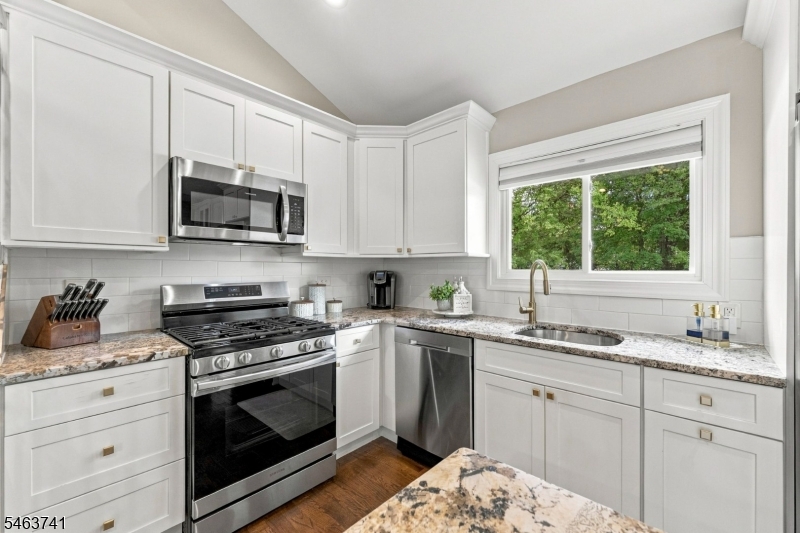 264 Winifred Drive Totowa NJ 07512