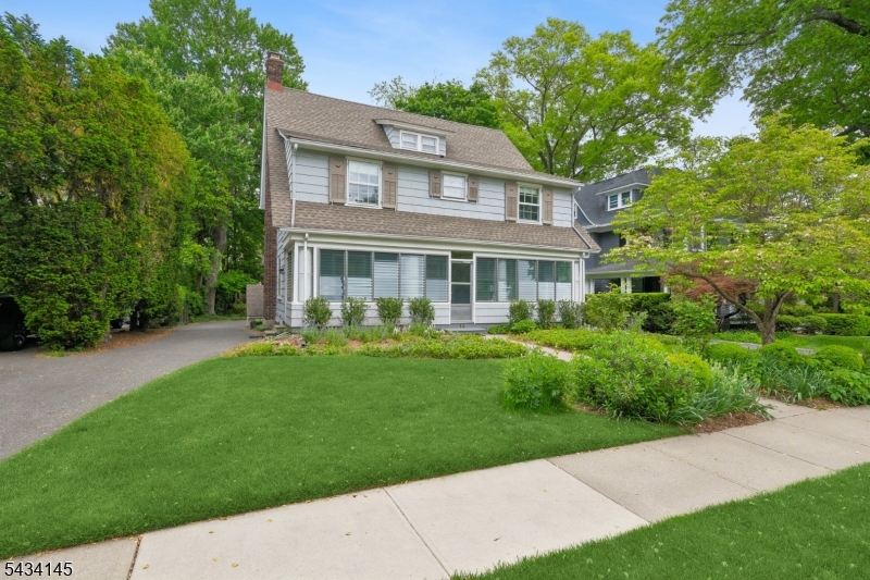 14 Holland Terrace Montclair NJ 07042