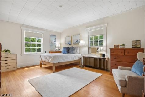 14 Holland Terrace Montclair NJ 07042