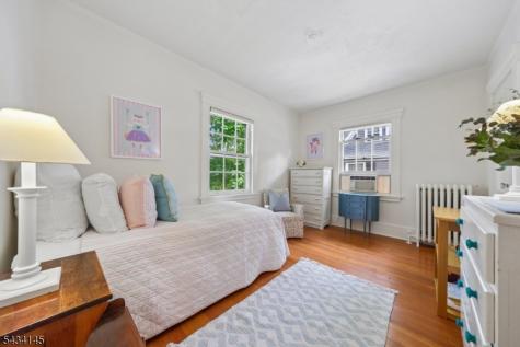 14 Holland Terrace Montclair NJ 07042