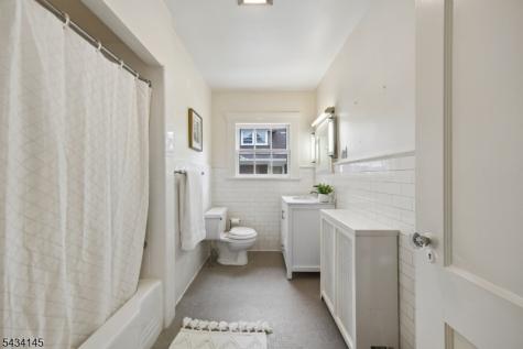 14 Holland Terrace Montclair NJ 07042