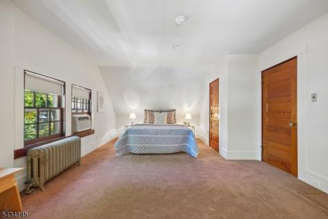 14 Holland Terrace Montclair NJ 07042