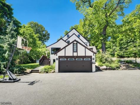 262 Northfield Avenue West Orange NJ 07052
