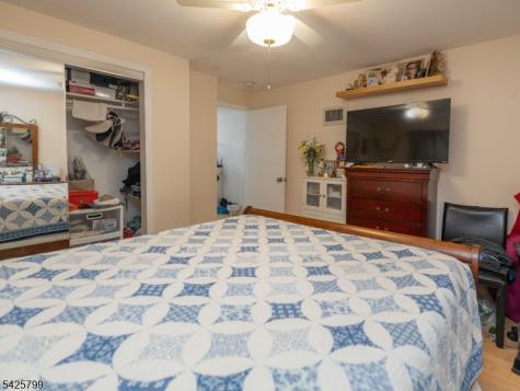 706 Keep Street Linden NJ 07036