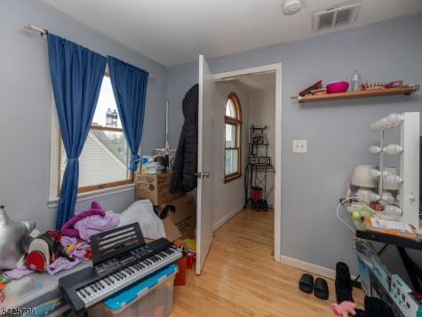 706 Keep Street Linden NJ 07036