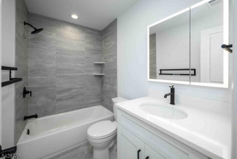 32 W Mcclellan Avenue Livingston NJ 07039