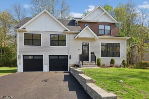 32 W Mcclellan Avenue Livingston NJ 07039