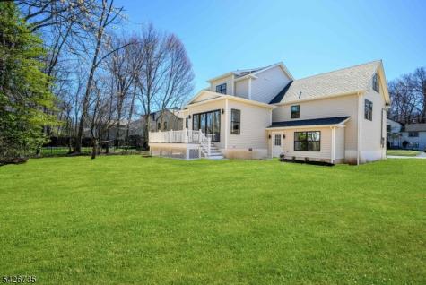 32 W Mcclellan Avenue Livingston NJ 07039