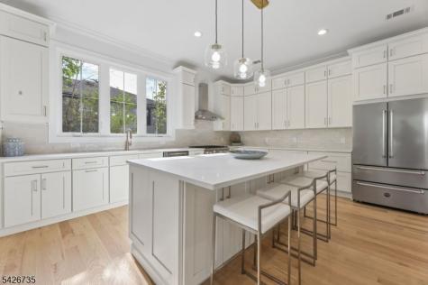 32 W Mcclellan Avenue Livingston NJ 07039