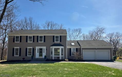 51 Winay Terrace Washington NJ 07853