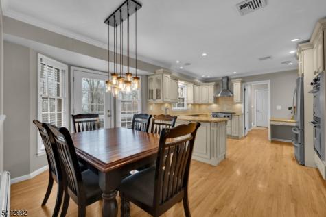 51 Winay Terrace Washington NJ 07853