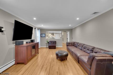 51 Winay Terrace Washington NJ 07853