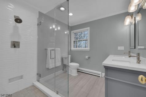 51 Winay Terrace Washington NJ 07853