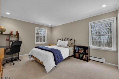 51 Winay Terrace Washington NJ 07853