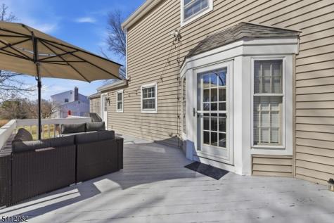 51 Winay Terrace Washington NJ 07853