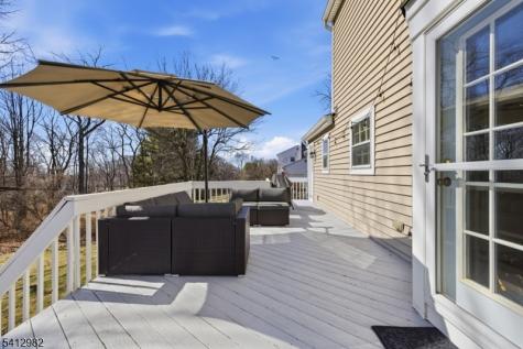 51 Winay Terrace Washington NJ 07853
