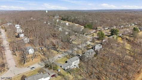51 Winay Terrace Washington NJ 07853