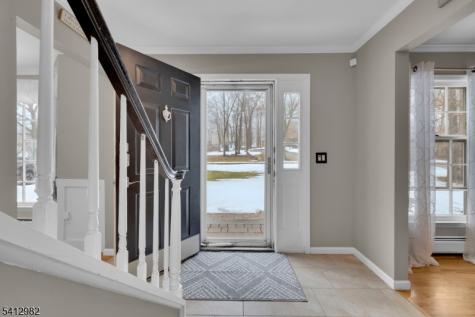 51 Winay Terrace Washington NJ 07853