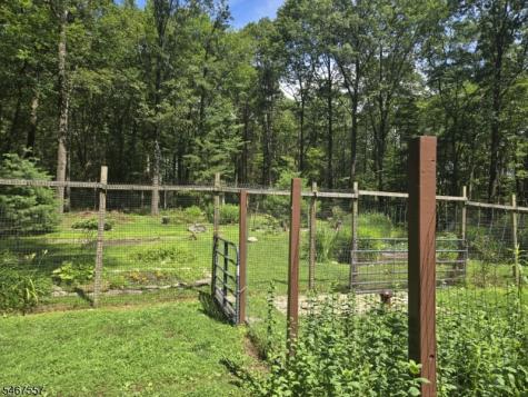 10 Hardwick Road Hardwick NJ 07825