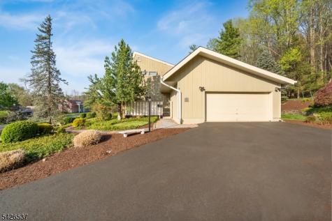 72 Bald Eagle Road Allamuchy NJ 07840