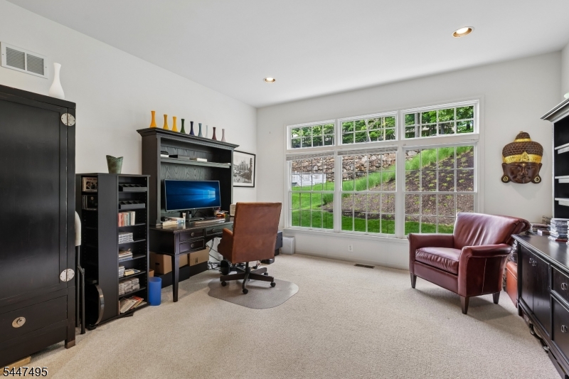 8 Pring Court West Orange NJ 07052