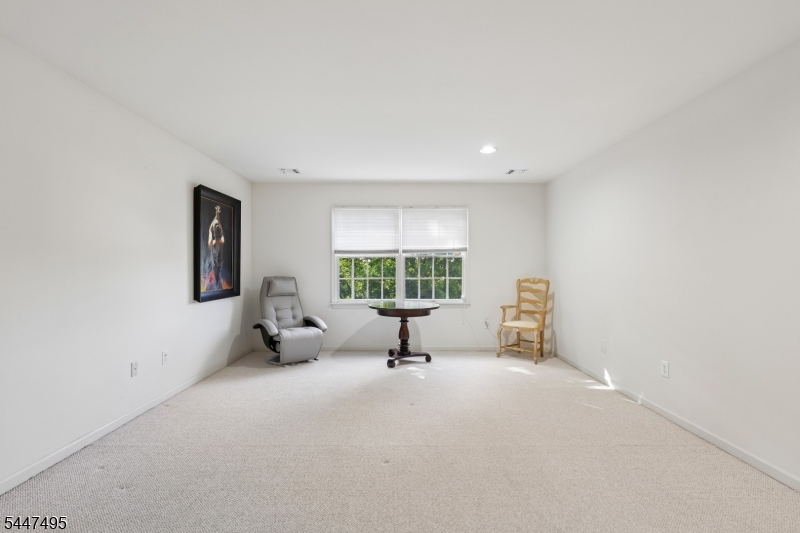 8 Pring Court West Orange NJ 07052