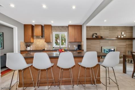 8 Trowbridge Road Morris Plains NJ 07950