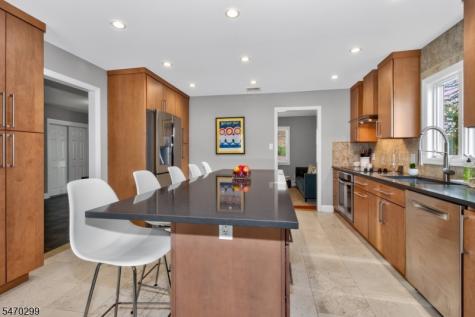 8 Trowbridge Road Morris Plains NJ 07950