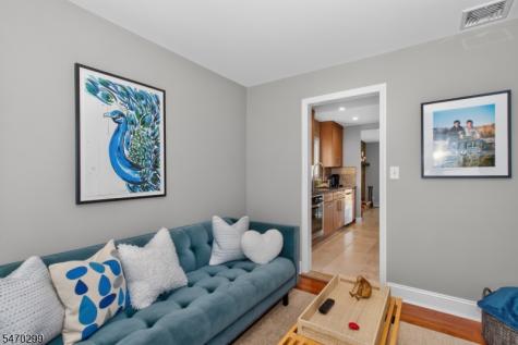 8 Trowbridge Road Morris Plains NJ 07950