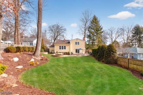 8 Trowbridge Road Morris Plains NJ 07950