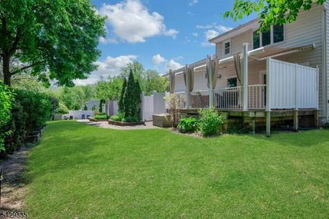 15 Maxine Drive Morris NJ 07960