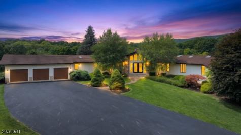 90 Phillips Road Frankford NJ 07826