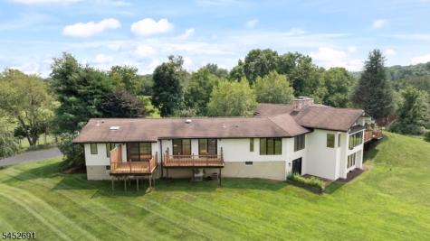 90 Phillips Road Frankford NJ 07826