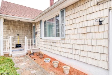 499 Old Stage Road Spotswood NJ 08884