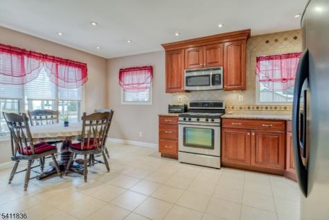 499 Old Stage Road Spotswood NJ 08884