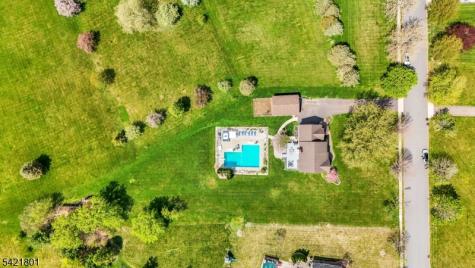 6 Quarry Road Franklin NJ 08886