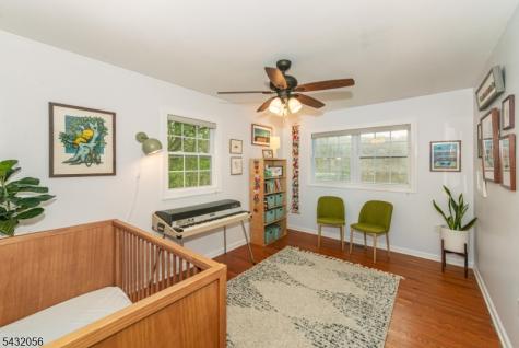 17 Reeve Avenue Stanhope NJ 07874