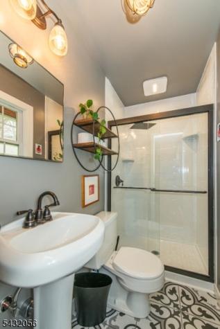 17 Reeve Avenue Stanhope NJ 07874